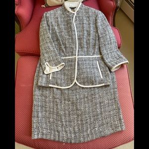 Brooks Brothers sz 16 gray and white tweed suit